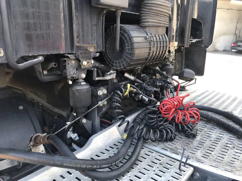 Tractor DAF CF 480 FT EURO 6 HYDRAULICS: foto 11