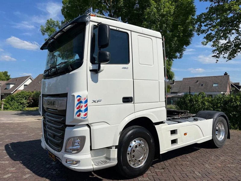 DAF XF 450 FT COMFORT CAB 9TN VOORAS EURO 6 - Tractor: foto 1 DAF XF 450 FT COMFORT CAB 9TN VOORAS EURO 6 - Tractor: foto 1