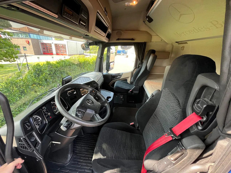 Leasing de Mercedes-Benz Actros 1940 Mercedes-Benz Actros 1940: foto 17 Leasing de Mercedes-Benz Actros 1940 Mercedes-Benz Actros 1940: foto 17