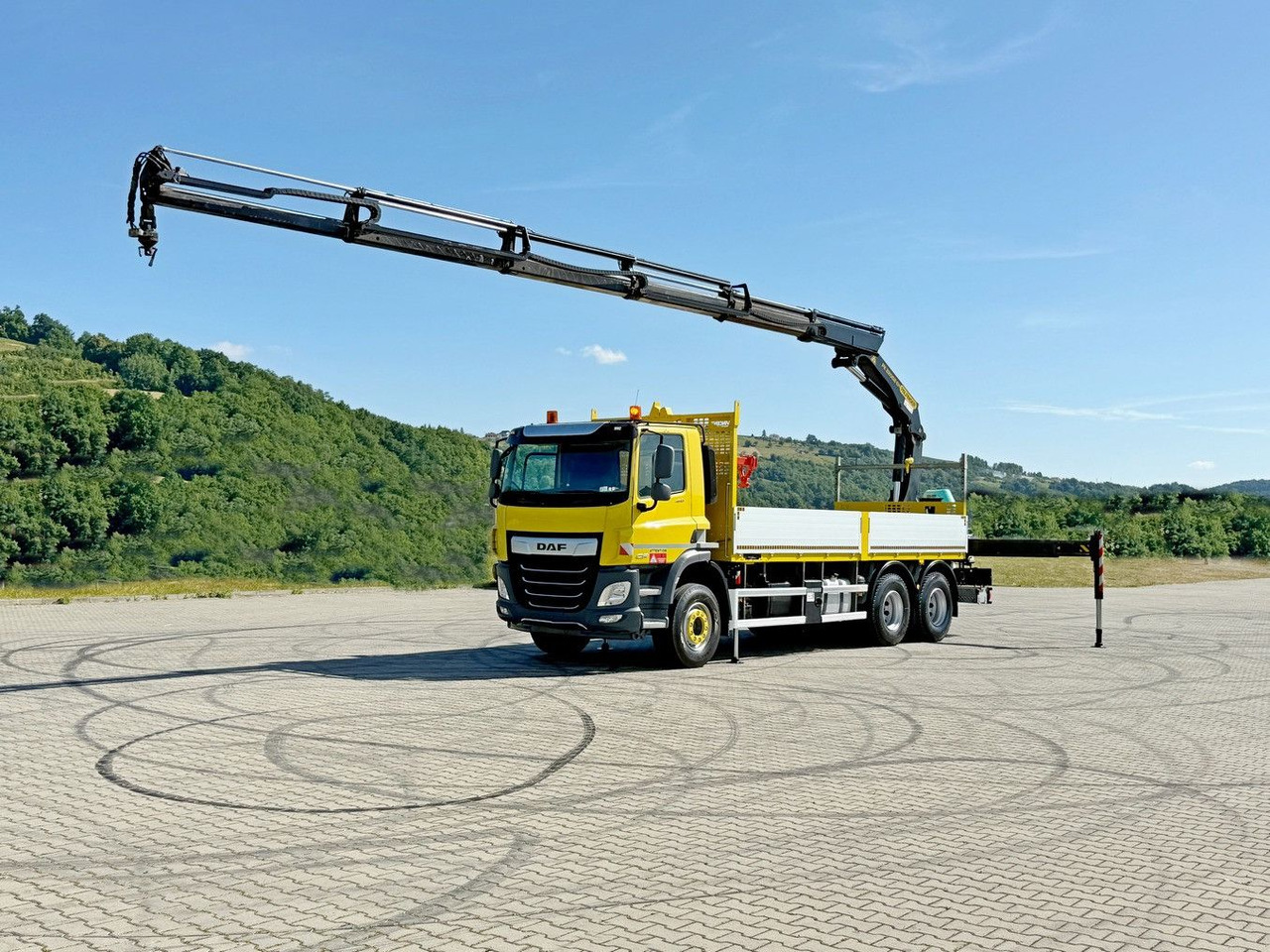 DAF CF 450 * PK 22002 - EH D + FUNK * 6x4 * TOP - Camião grua: foto 2 DAF CF 450 * PK 22002 - EH D + FUNK * 6x4 * TOP - Camião grua: foto 2