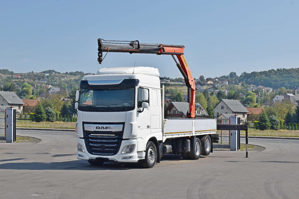 DAF XF 530 Pritsche 6,30 m + PK 15500 * TOPZUSTAND - Camião grua: foto 2 DAF XF 530 Pritsche 6,30 m + PK 15500 * TOPZUSTAND - Camião grua: foto 2