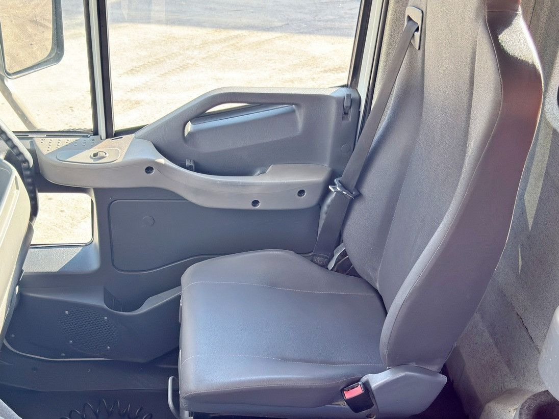 Camião basculante, Camião grua Iveco TRAKKER 380 * Kipper 5,25 m + BORDMATIC / 6x4: foto 9