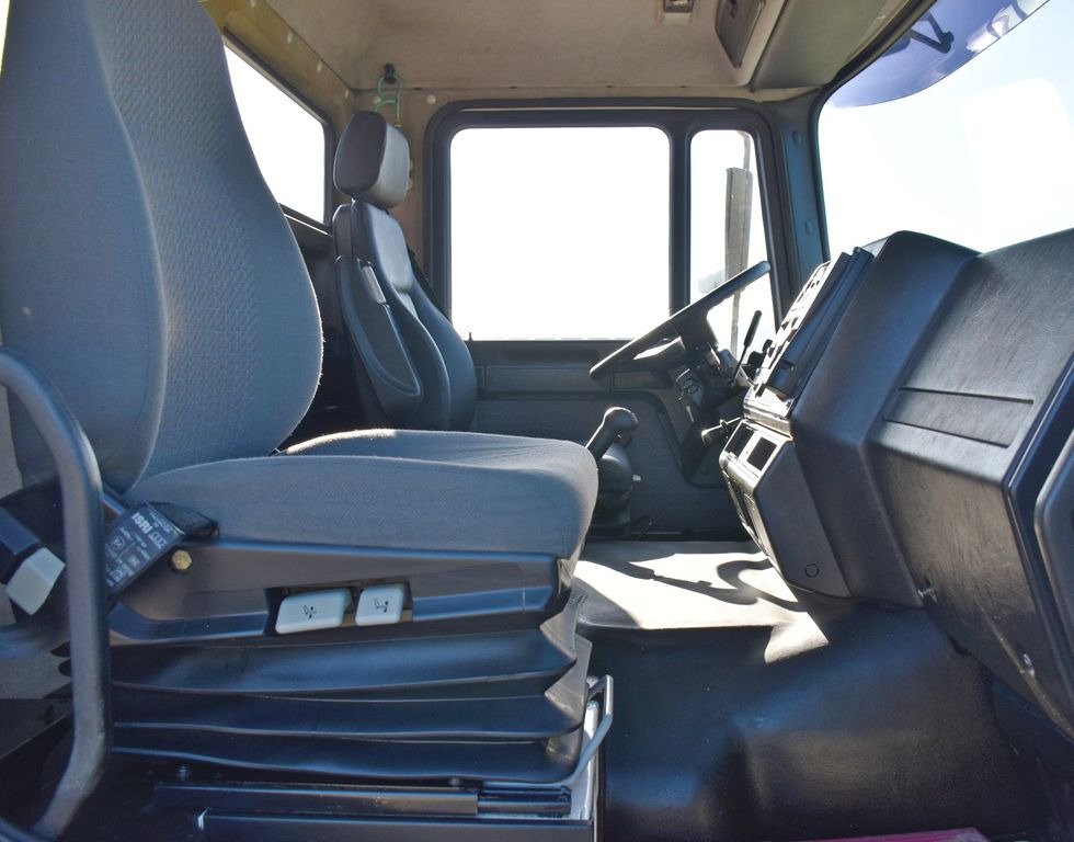 Leasing de MAN 41.460 * KRAN * 8x8 ! TOPZUSTAND  MAN 41.460 * KRAN * 8x8 ! TOPZUSTAND: foto 11