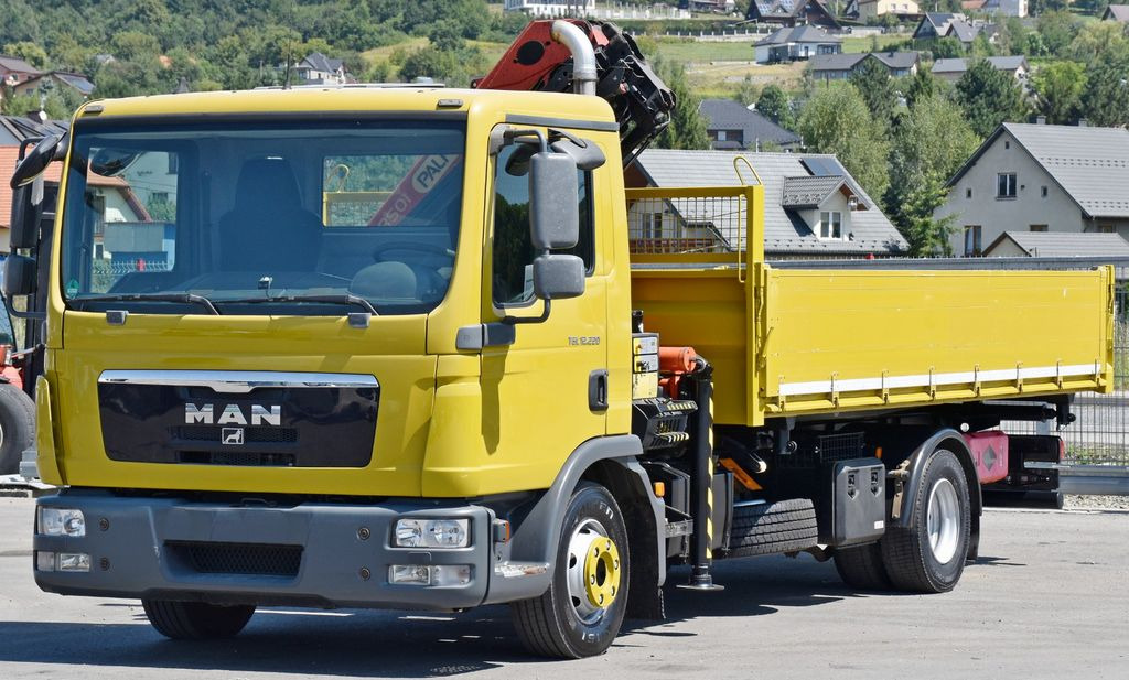 MAN TGL 12.220 Kipper 5,05 m + PK 8501 B *TOPZUSTAND - Camião basculante, Camião grua: foto 4 MAN TGL 12.220 Kipper 5,05 m + PK 8501 B *TOPZUSTAND - Camião basculante, Camião grua: foto 4