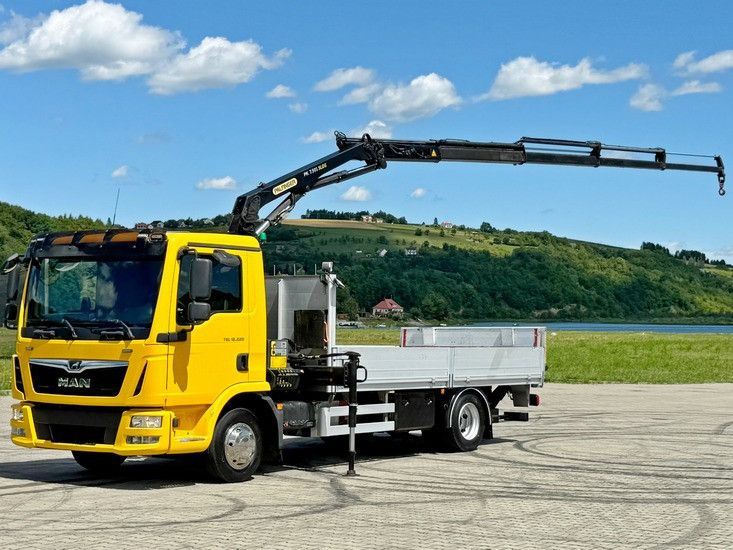 MAN TGL 12.220* PK 7.501 SLD C + FUNK + LIFT*TO - Camião grua: foto 2 MAN TGL 12.220* PK 7.501 SLD C + FUNK + LIFT*TO - Camião grua: foto 2