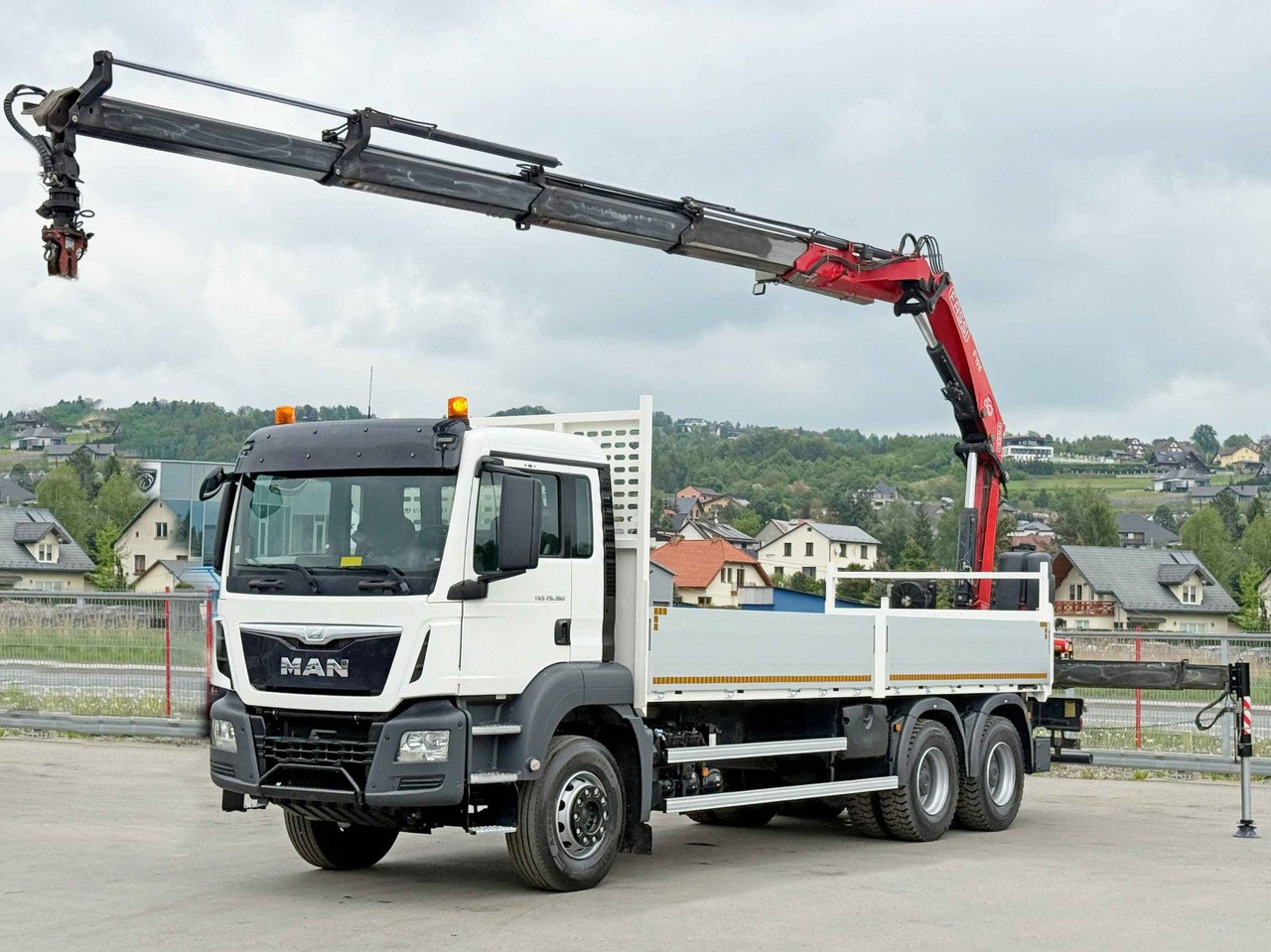 MAN TGS 26.360* FASSI F195A.2.24 / FUNK * 6x4 * TOP - Camião grua: foto 2 MAN TGS 26.360* FASSI F195A.2.24 / FUNK * 6x4 * TOP - Camião grua: foto 2