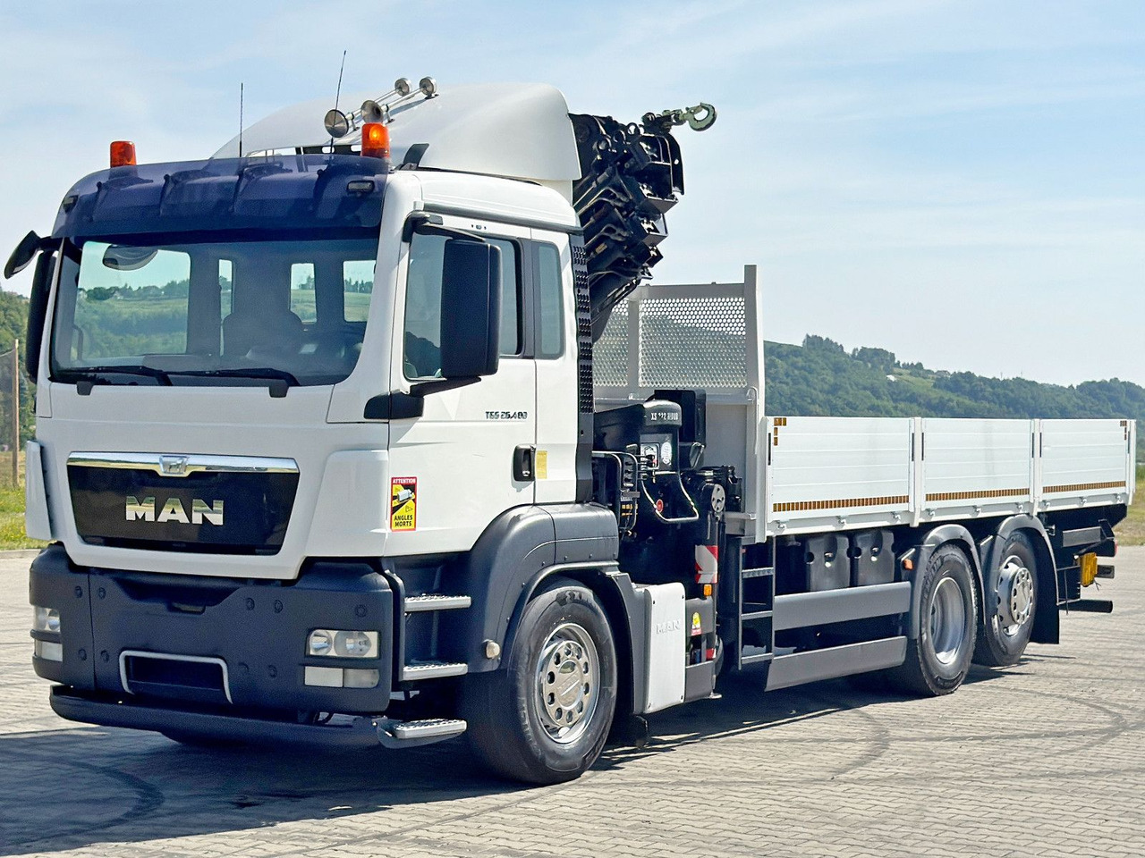 MAN TGS 26.400 * HIAB 322 EP-5 HIDUO + FUNK* TOP - Camião grua: foto 4 MAN TGS 26.400 * HIAB 322 EP-5 HIDUO + FUNK* TOP - Camião grua: foto 4