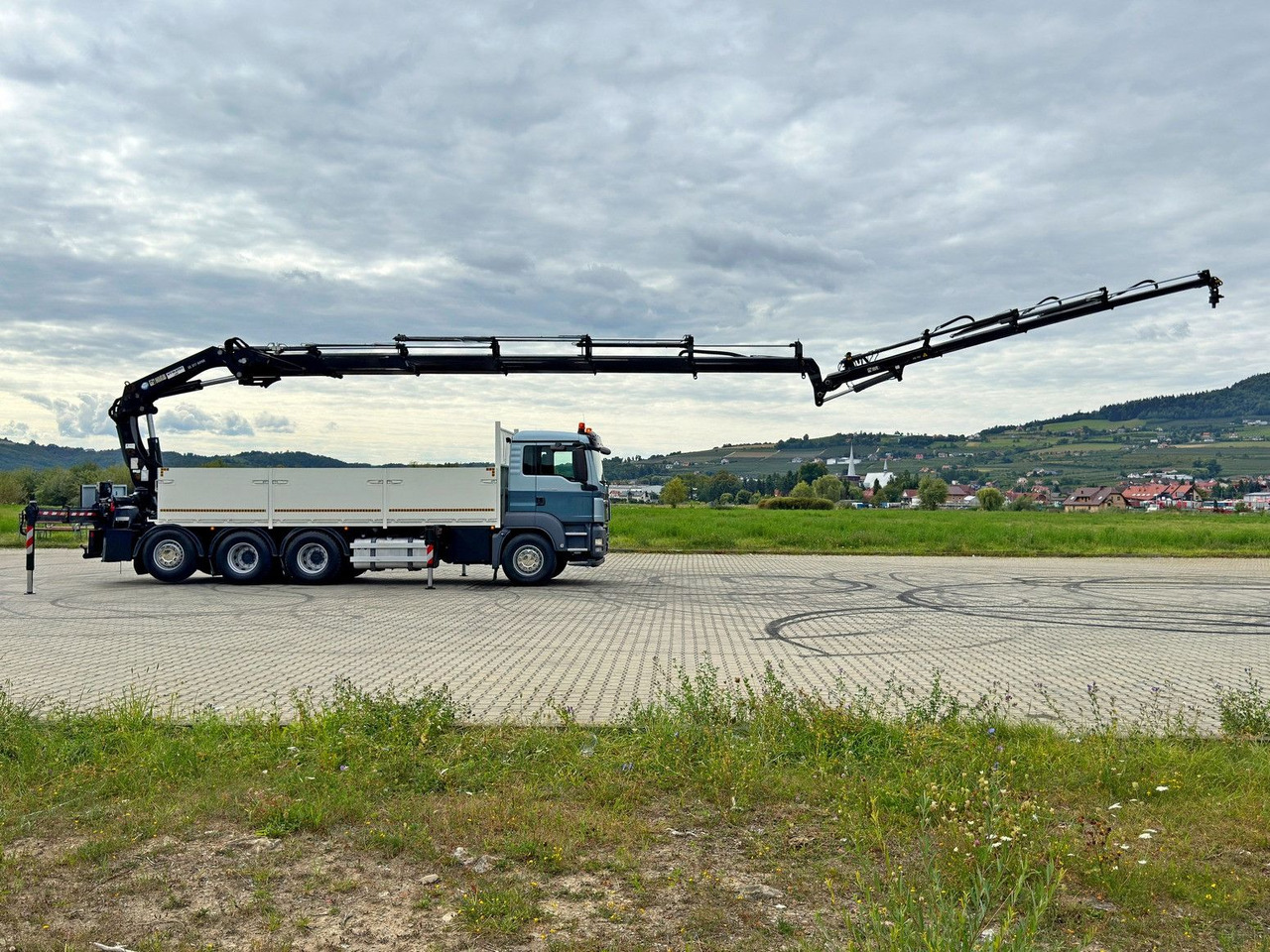 MAN TGS 35.480*HIAB 377 E-5 HIPRO+JIB 70X-3FUNK /8x4 - Camião grua: foto 5 MAN TGS 35.480*HIAB 377 E-5 HIPRO+JIB 70X-3FUNK /8x4 - Camião grua: foto 5