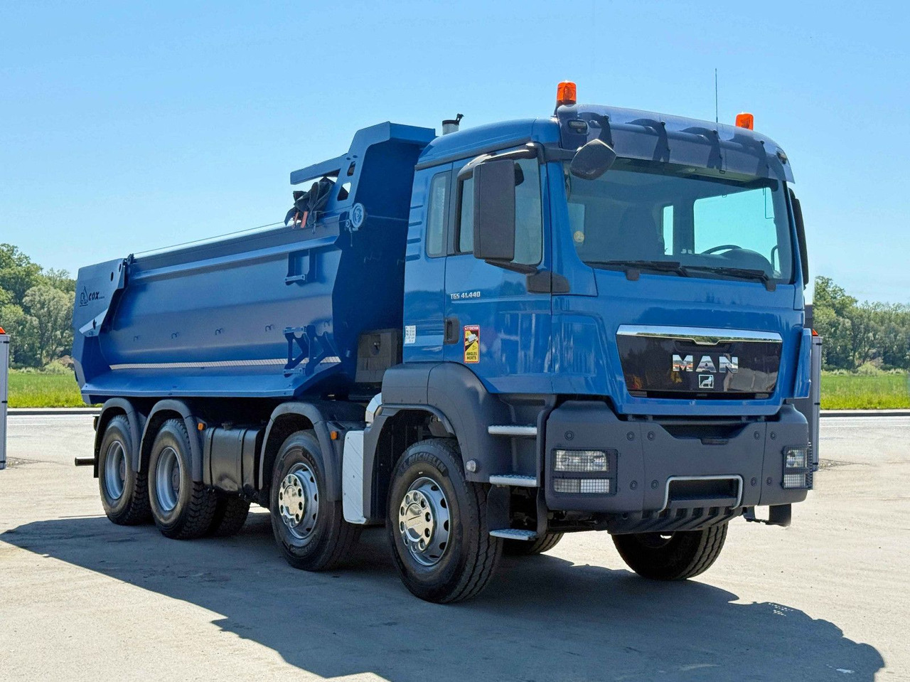 MAN TGS 41.440 * KIPPER * 8x4 * TOPZUSTAND - Camião basculante, Camião grua: foto 1 MAN TGS 41.440 * KIPPER * 8x4 * TOPZUSTAND - Camião basculante, Camião grua: foto 1