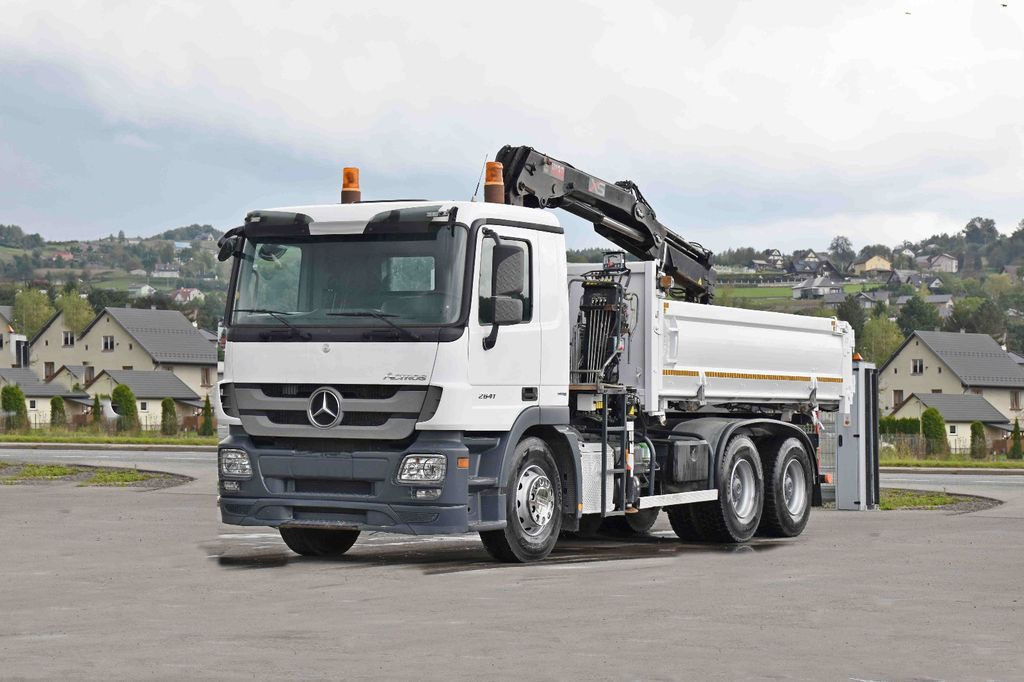 Mercedes-Benz ACTROS 2641 * HIAB 144 B-2 DUO * 6x4 *TOPZUSTAND - Camião basculante, Camião grua: foto 2 Mercedes-Benz ACTROS 2641 * HIAB 144 B-2 DUO * 6x4 *TOPZUSTAND - Camião basculante, Camião grua: foto 2