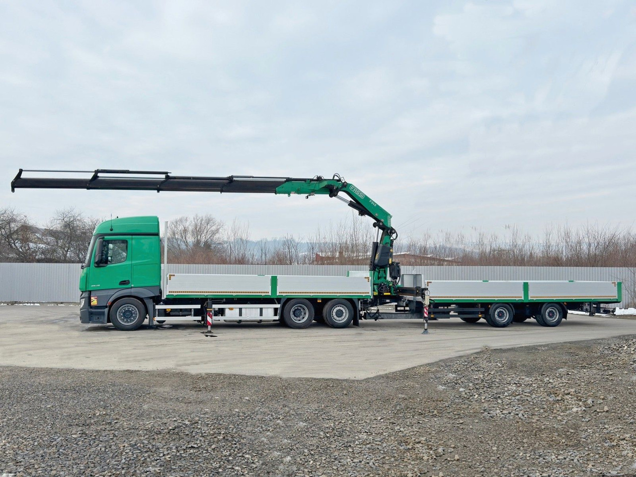 Mercedes-Benz ACTROS 2645 * FASSI F345.24 + FUNK + Anhänger - Camião grua: foto 5 Mercedes-Benz ACTROS 2645 * FASSI F345.24 + FUNK + Anhänger - Camião grua: foto 5