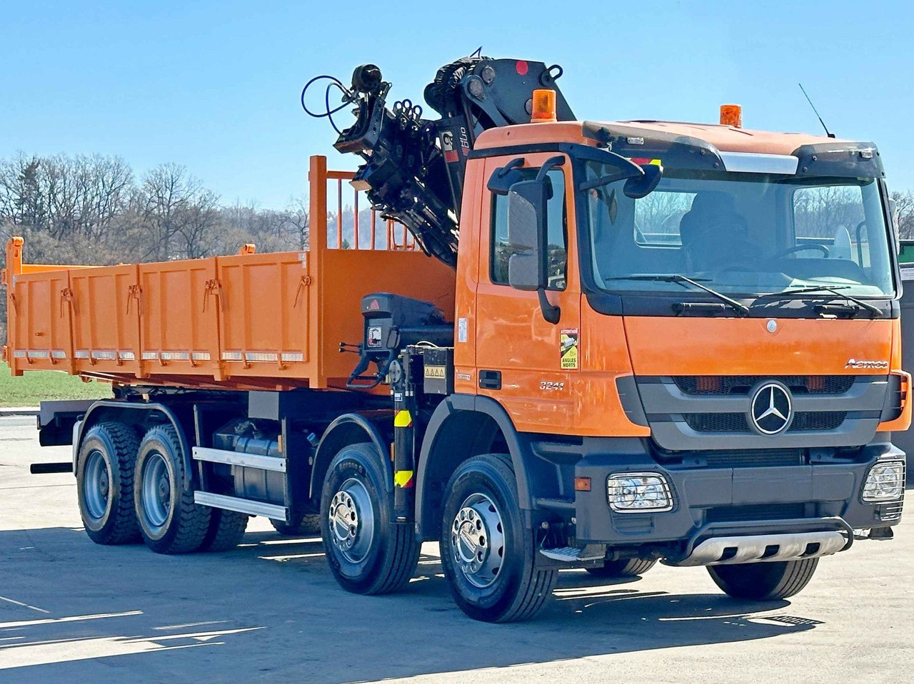 Mercedes-Benz ACTROS 3241 * HIAB 322 EP-4 HIDUO + FUNK / 8x4 - Camião grua: foto 4 Mercedes-Benz ACTROS 3241 * HIAB 322 EP-4 HIDUO + FUNK / 8x4 - Camião grua: foto 4