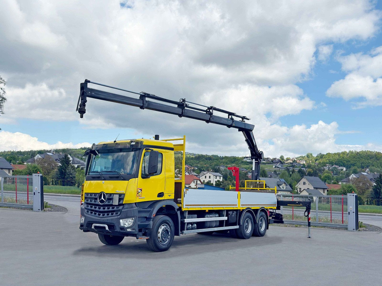 Mercedes-Benz AROCS 2636 *HIAB 166 D-4 HIDUO + FUNK* 6x4 - Camião grua: foto 2 Mercedes-Benz AROCS 2636 *HIAB 166 D-4 HIDUO + FUNK* 6x4 - Camião grua: foto 2
