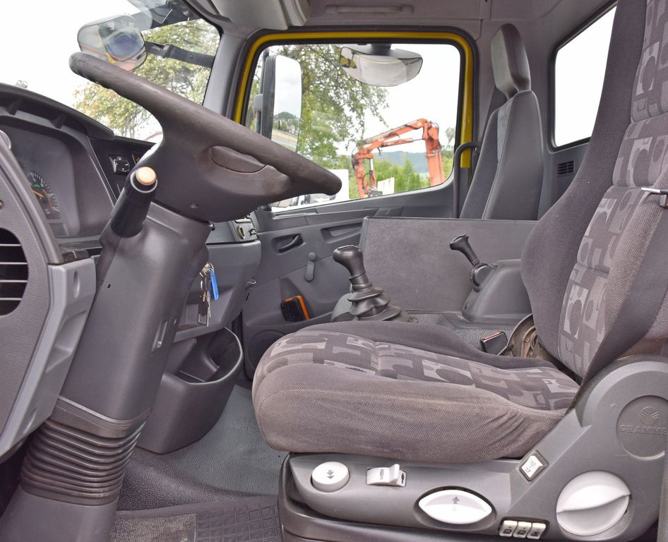 Leasing de Mercedes-Benz ATEGO 818 * KIPPER 4,05m + PK 6501A * TOP  Mercedes-Benz ATEGO 818 * KIPPER 4,05m + PK 6501A * TOP: foto 9