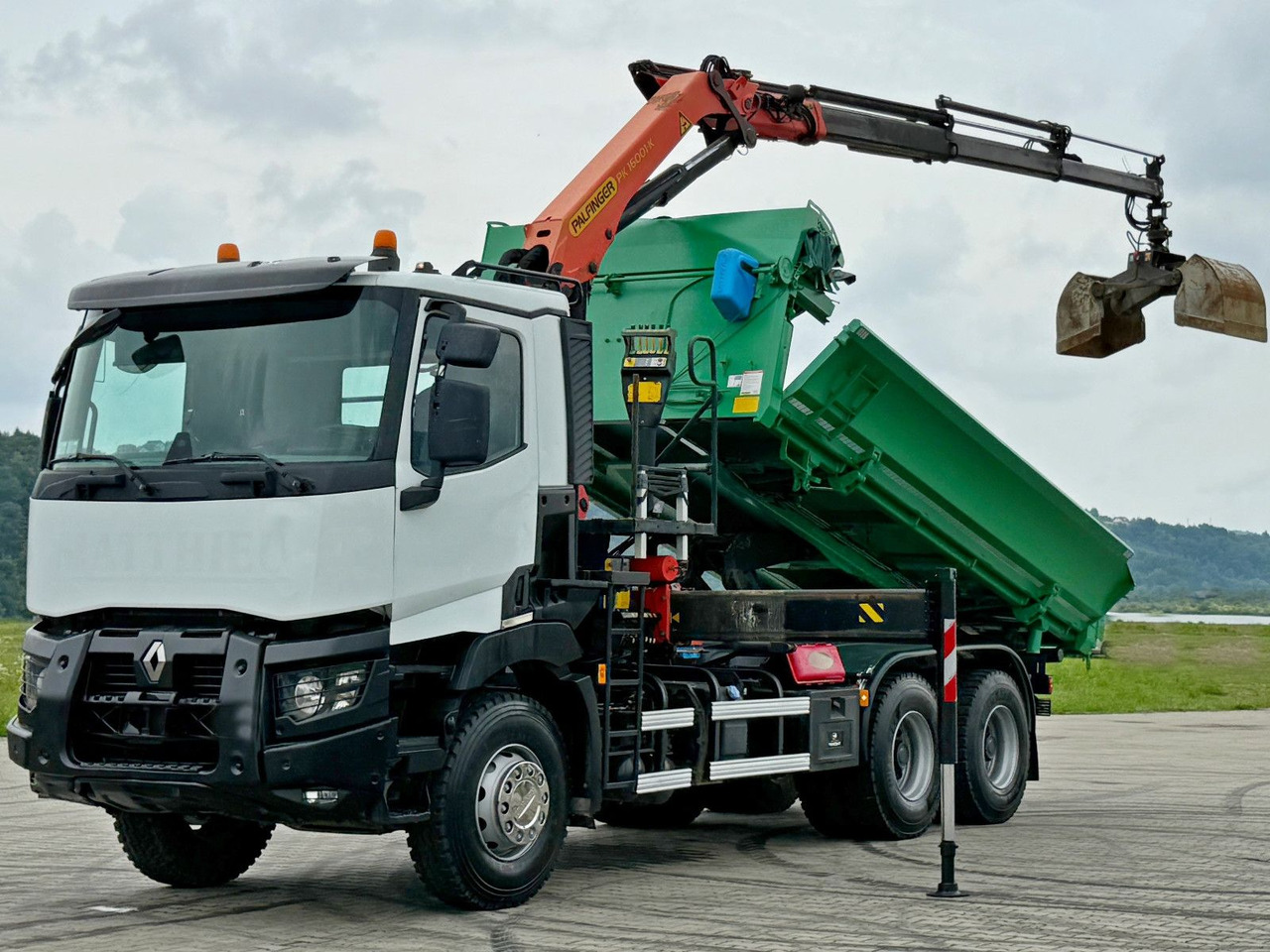 Renault C 430 *KIPPER 5,10 m + PK 16001 - K B* 6x4 - Camião basculante, Camião grua: foto 3 Renault C 430 *KIPPER 5,10 m + PK 16001 - K B* 6x4 - Camião basculante, Camião grua: foto 3