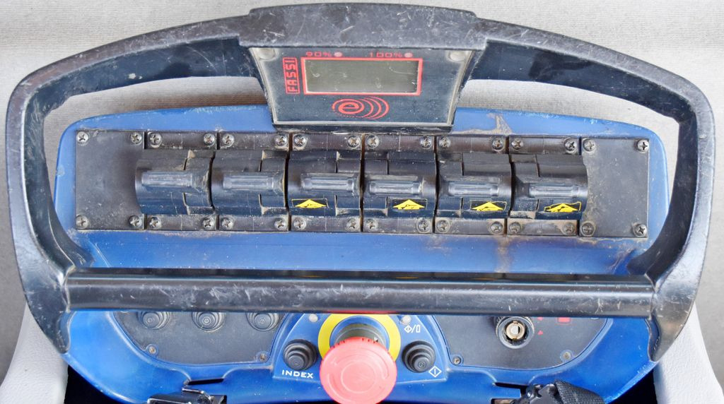 Camião grua, Camião de caixa aberta/ Plataforma Renault Premium 310 DXI* FASSI F130AC.23+FUNK* TOP Renault Premium 310 DXI* FASSI F130AC.23+FUNK* TOP: foto 12