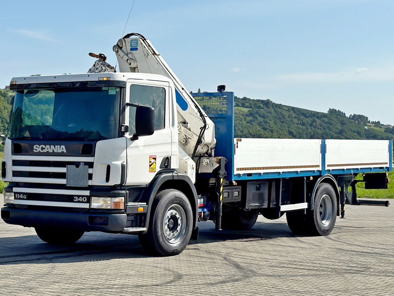 Scania 114 G 340 * PRITSCHE 7,00m * EFFER 210 3S + FUNK - Camião grua: foto 3 Scania 114 G 340 * PRITSCHE 7,00m * EFFER 210 3S + FUNK - Camião grua: foto 3