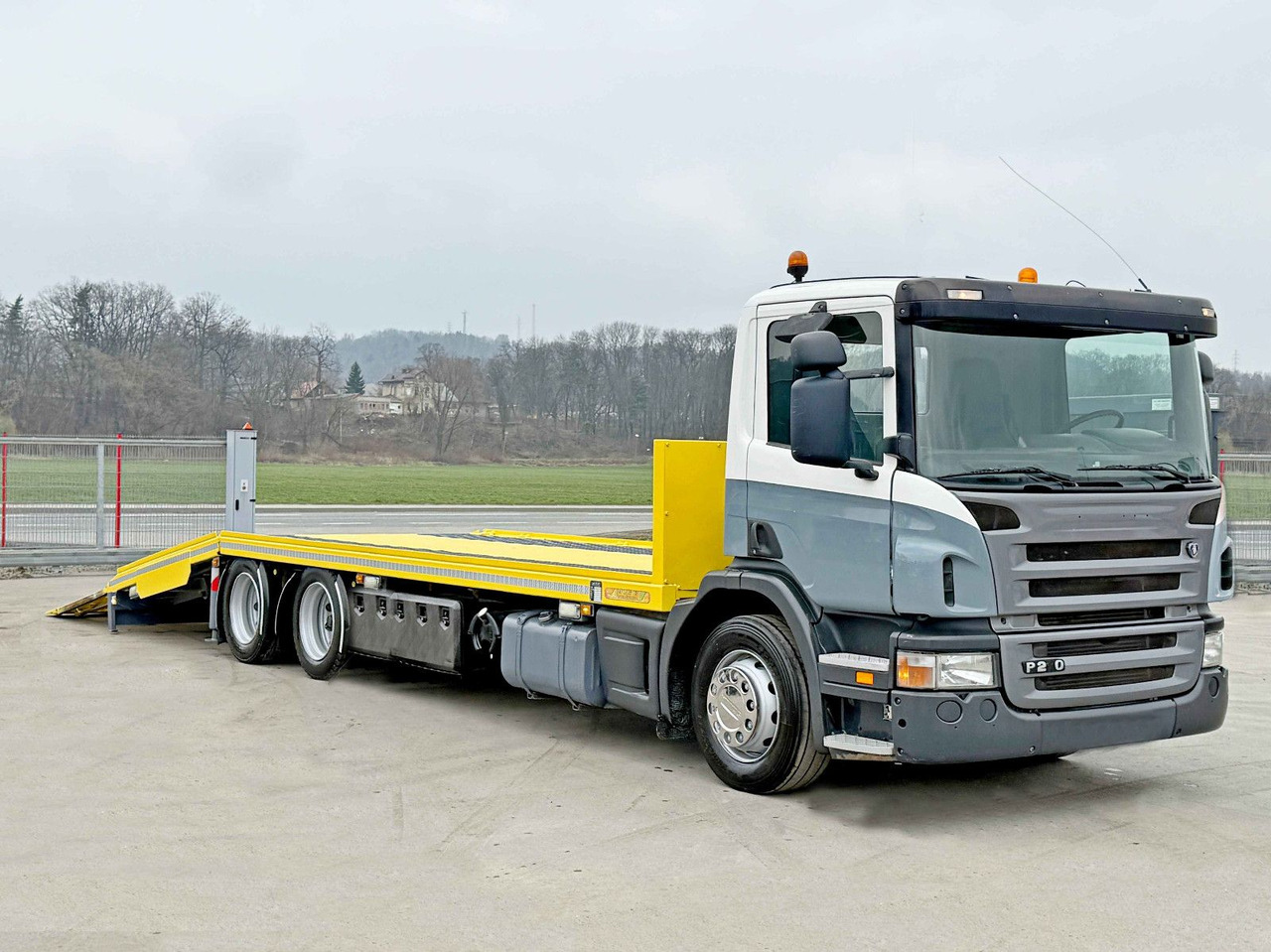 Scania P 270 * ABSCHLEPPWAGEN 9,15 m * TOPZUSTAND - Caminhão reboque: foto 2 Scania P 270 * ABSCHLEPPWAGEN 9,15 m * TOPZUSTAND - Caminhão reboque: foto 2