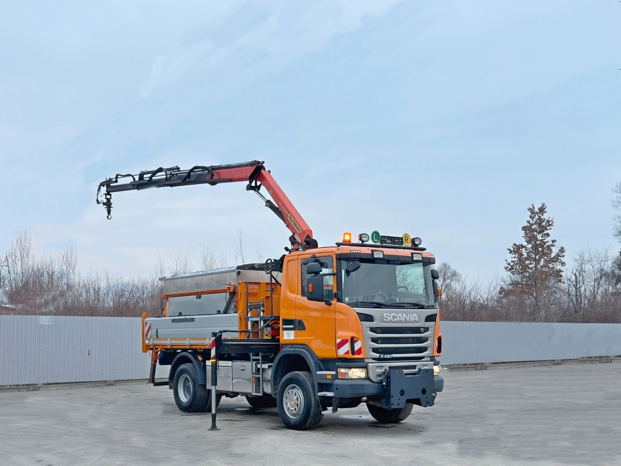 Scania R 420 * PK 11002/FUNK * sandblaste - Camião basculante, Camião grua: foto 3 Scania R 420 * PK 11002/FUNK * sandblaste - Camião basculante, Camião grua: foto 3