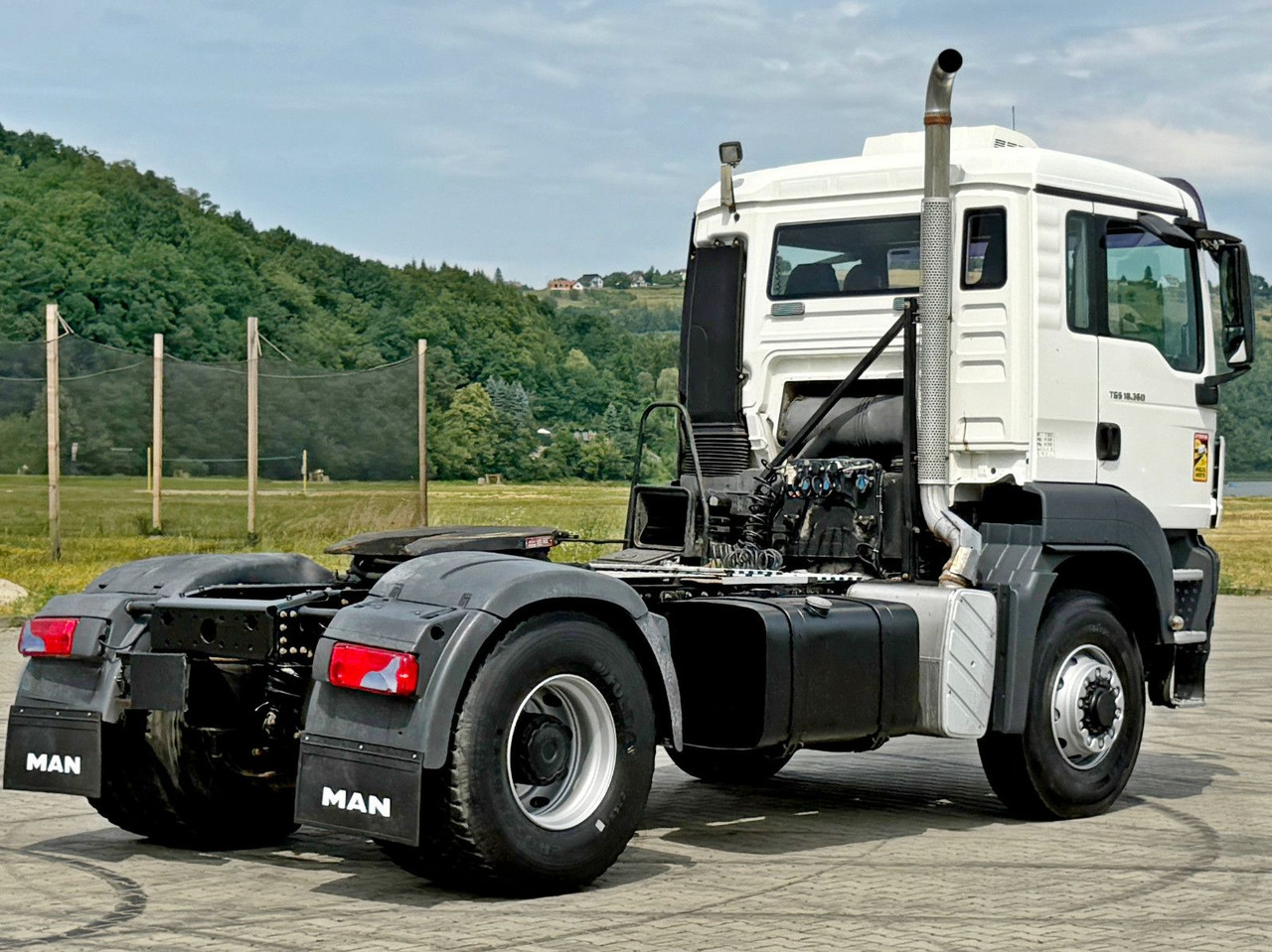 MAN TGS 18.360 * Sattelzugmaschine * 4x4 * TOP - Tractor: foto 4 MAN TGS 18.360 * Sattelzugmaschine * 4x4 * TOP - Tractor: foto 4