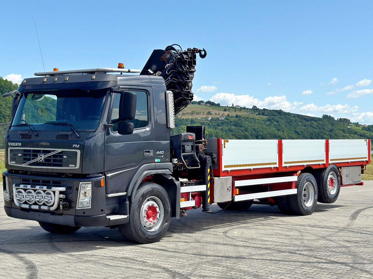 Volvo FM 440 * HIAB 288 E - 8 HIPRO/FUNK * TOPZUSTAND - Camião grua: foto 3 Volvo FM 440 * HIAB 288 E - 8 HIPRO/FUNK * TOPZUSTAND - Camião grua: foto 3