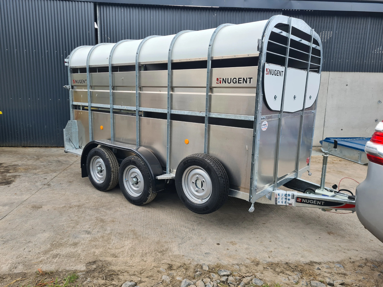 12 x 6 Nugent Livestock Trailer - Reboque transporte de gado: foto 1 12 x 6 Nugent Livestock Trailer - Reboque transporte de gado: foto 1