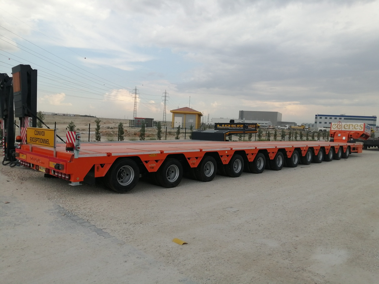 LIDER LIDER NEW 2025 MODEL Lowbed - Semi-reboque baixa: foto 4 LIDER LIDER NEW 2025 MODEL Lowbed - Semi-reboque baixa: foto 4