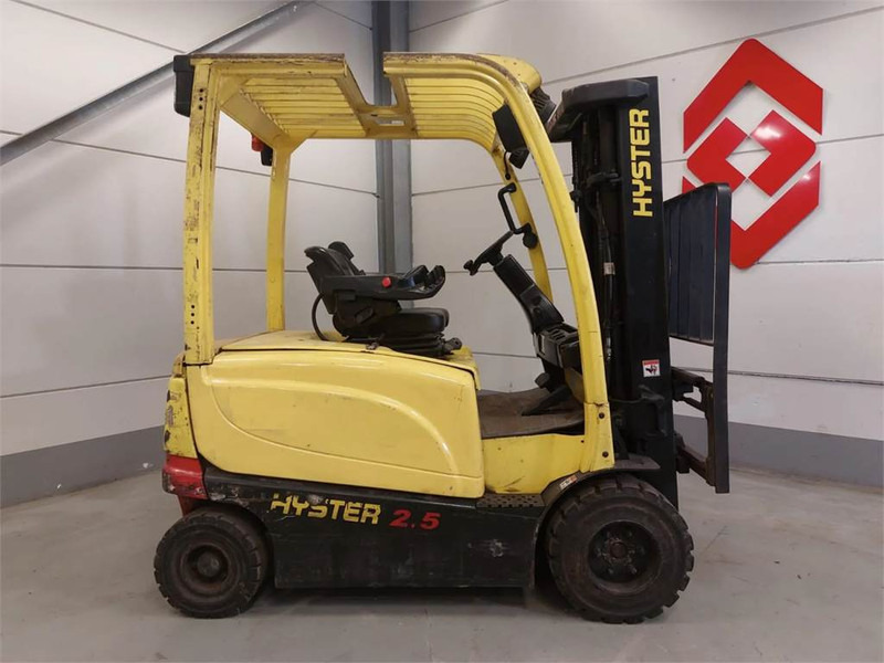 Hyster J2.5XN-717 - Empilhadeira elétrica: foto 1 Hyster J2.5XN-717 - Empilhadeira elétrica: foto 1