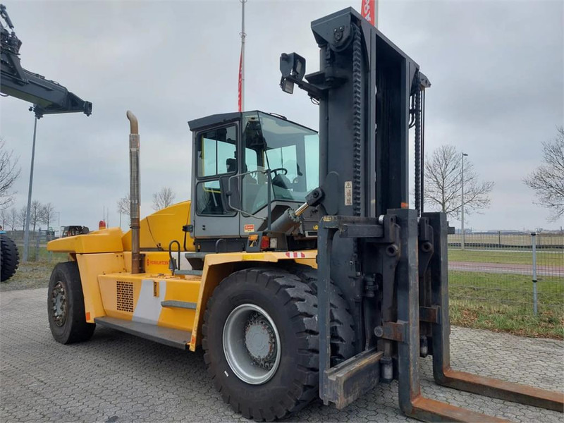 Kalmar DCF250-12LB - Empilhadeira a diesel: foto 3 Kalmar DCF250-12LB - Empilhadeira a diesel: foto 3