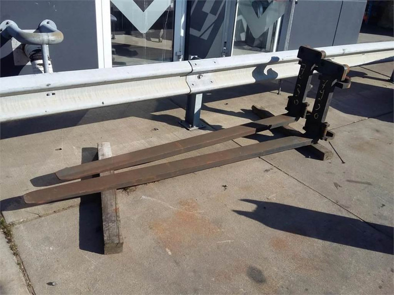Kalmar ROLL-TYPE 2440X125X50 - Garfos por Equipamento de movimentação: foto 2 Kalmar ROLL-TYPE 2440X125X50 - Garfos por Equipamento de movimentação: foto 2