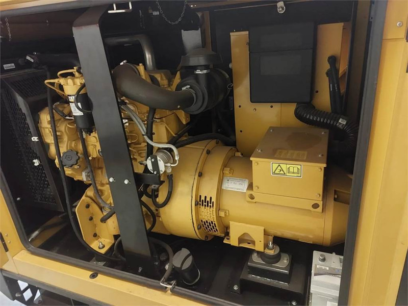 Cat DE33E0 - Máquina de construção: foto 4 Cat DE33E0 - Máquina de construção: foto 4