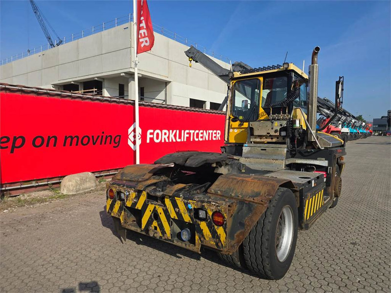 Tractor de terminal Terberg RT223 4x4: foto 7
