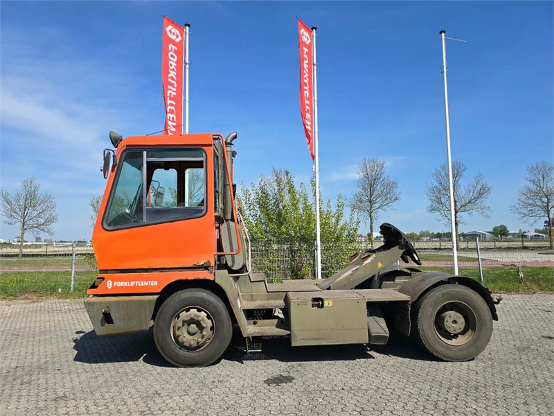 Terberg YT182 - Tractor de terminal: foto 4 Terberg YT182 - Tractor de terminal: foto 4