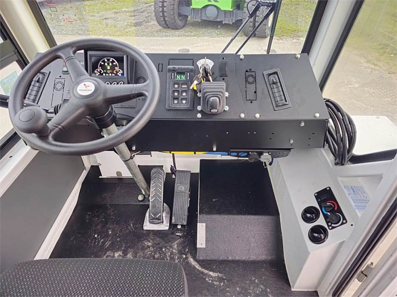 Tractor de terminal Terberg YT220: foto 8
