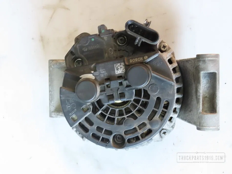 DAF 2022545 Dynamo - Alternador por Camião: foto 2 DAF 2022545 Dynamo - Alternador por Camião: foto 2