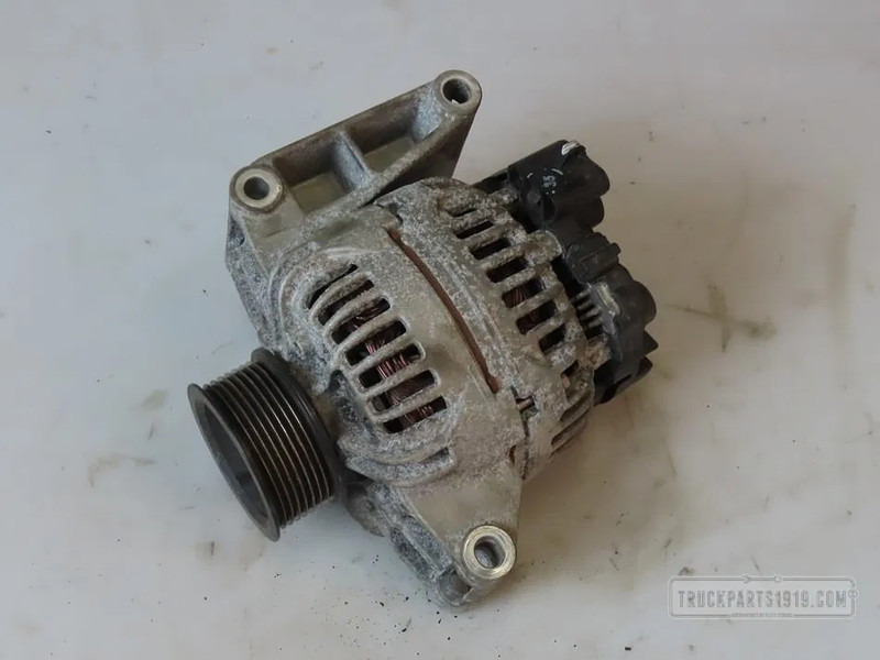 DAF 2022545 Dynamo - Alternador por Camião: foto 1 DAF 2022545 Dynamo - Alternador por Camião: foto 1