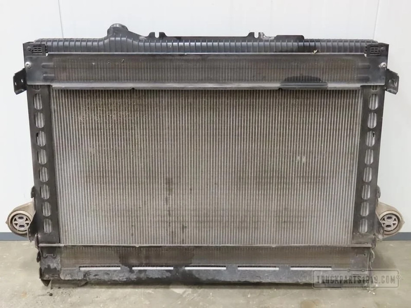 DAF Cooling System Radiateur DAF CF - Radiador por Camião: foto 2 DAF Cooling System Radiateur DAF CF - Radiador por Camião: foto 2
