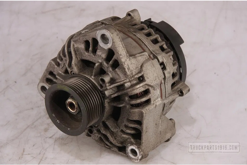 MAN 51.26101-7283 Dynamo 120A - Alternador por Camião: foto 1 MAN 51.26101-7283 Dynamo 120A - Alternador por Camião: foto 1