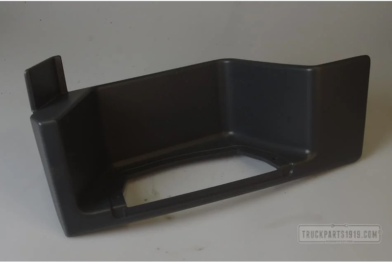 MAN Body & Chassis Parts Opstapbak Li. TGX - Estribo por Camião: foto 1 MAN Body & Chassis Parts Opstapbak Li. TGX - Estribo por Camião: foto 1