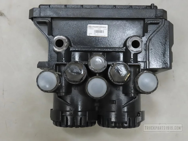 Mercedes-Benz Brake System Achteras EBS modulator MB MP4 - Peças de freio por Camião: foto 1 Mercedes-Benz Brake System Achteras EBS modulator MB MP4 - Peças de freio por Camião: foto 1