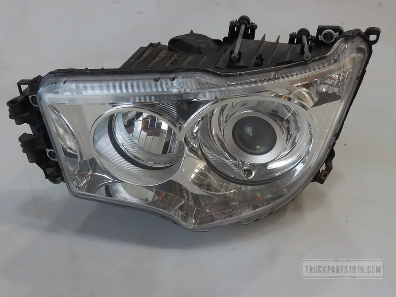 Mercedes-Benz MB Lighting Koplamp Li. MP4 - Farol dianteira por Camião: foto 1 Mercedes-Benz MB Lighting Koplamp Li. MP4 - Farol dianteira por Camião: foto 1