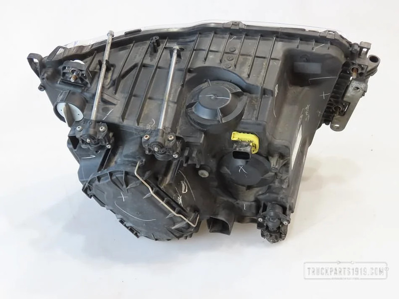 Mercedes-Benz MB Lighting Koplamp Li. MP4 - Farol dianteira por Camião: foto 2 Mercedes-Benz MB Lighting Koplamp Li. MP4 - Farol dianteira por Camião: foto 2