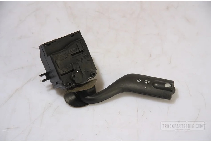 Renault Electrical System Motorremschakelaar Renault - Comutador de coluna de direção por Camião: foto 1 Renault Electrical System Motorremschakelaar Renault - Comutador de coluna de direção por Camião: foto 1