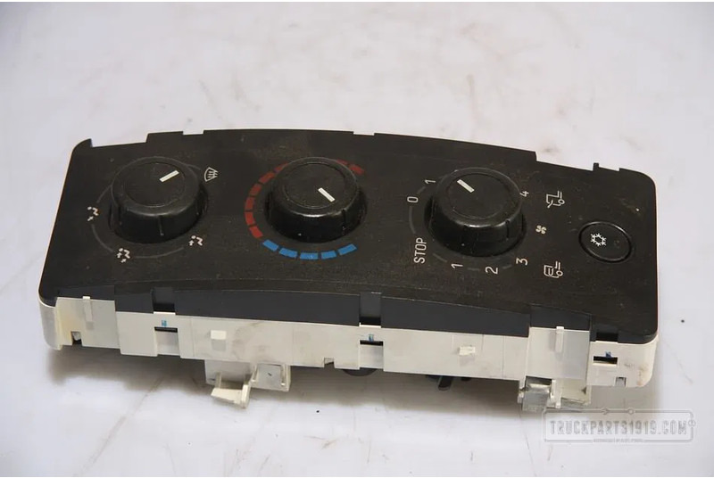 Renault Heating, Ventilation & AC Bediening airco Premium - Aquecimento/ Ventilação por Camião: foto 1 Renault Heating, Ventilation & AC Bediening airco Premium - Aquecimento/ Ventilação por Camião: foto 1