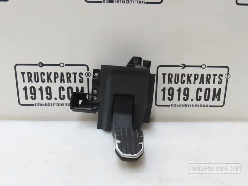 Scania 2084344 Gaspedaal Scania - Painel de instrumentos por Camião: foto 1 Scania 2084344 Gaspedaal Scania - Painel de instrumentos por Camião: foto 1