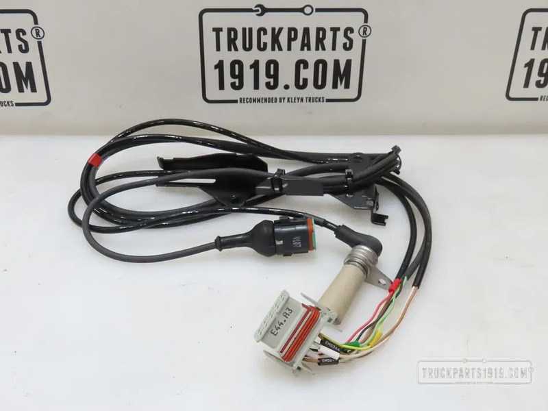 Scania 2435388 Kabel E44 Scania - Cables/ Wire harness por Camião: foto 1 Scania 2435388 Kabel E44 Scania - Cables/ Wire harness por Camião: foto 1