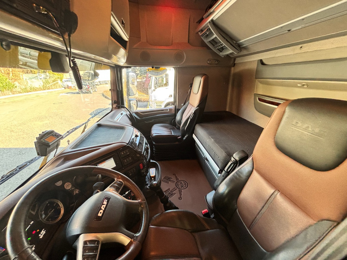 DAF FAN XF 530 LTD - Camião de lona: foto 5 DAF FAN XF 530 LTD - Camião de lona: foto 5