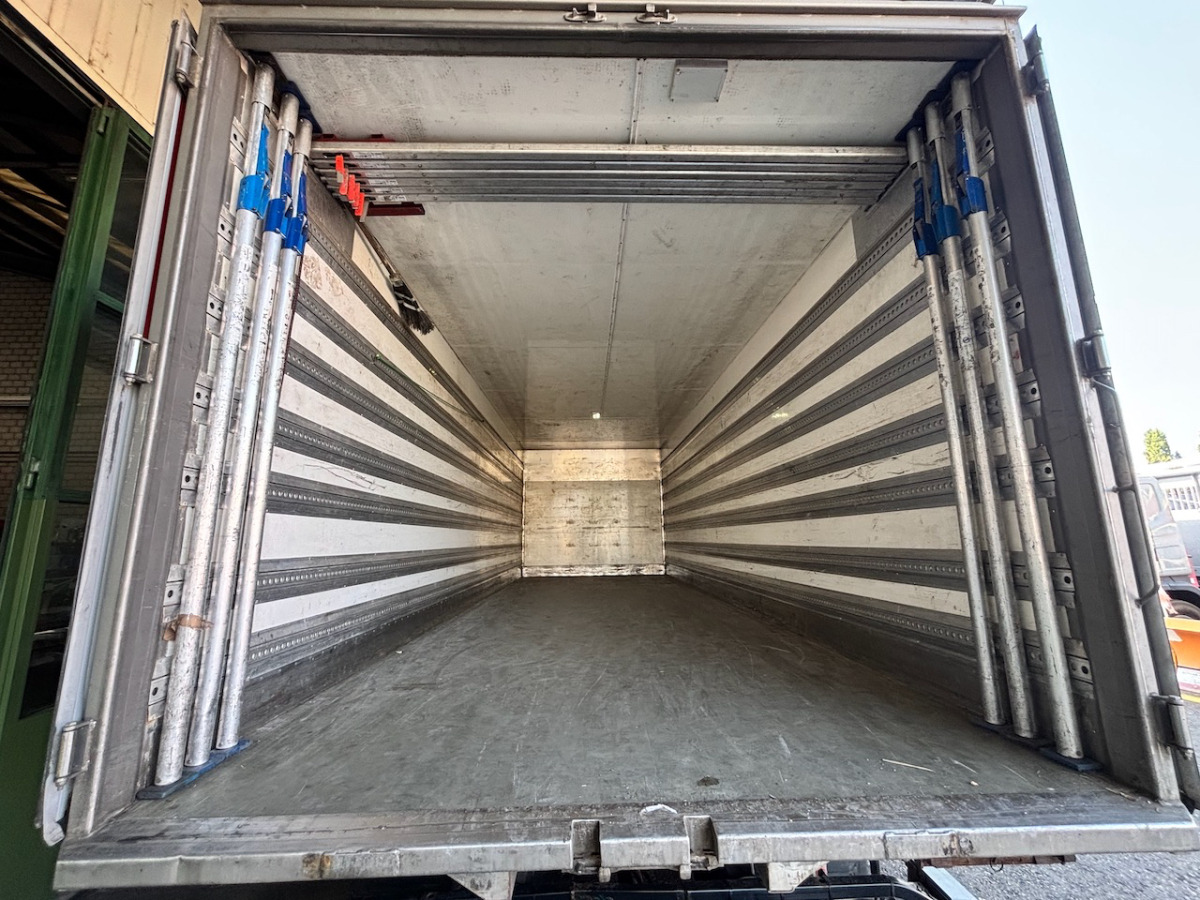 Camião transportador de contêineres/ Caixa móvel MAN TGS 26.400 ADR BDF: foto 11