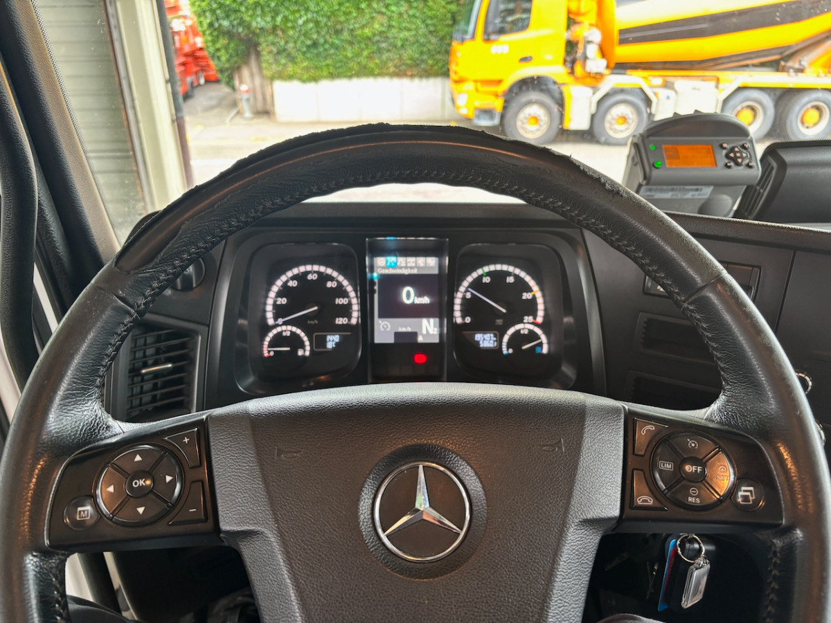 MERCEDES Arocs 3251 - Camião basculante: foto 5 MERCEDES Arocs 3251 - Camião basculante: foto 5