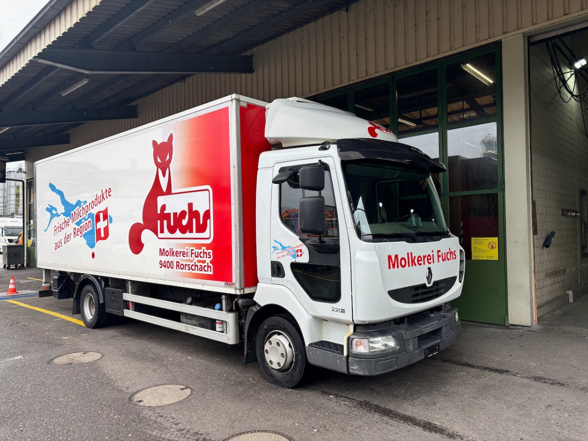 RENAULT Midlum 220-12EL - Camião frigorífico: foto 1 RENAULT Midlum 220-12EL - Camião frigorífico: foto 1